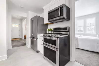 401 Rose Avenue E, Saint Paul, MN 55130 - Photo 6