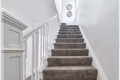 401 Rose Avenue E, Saint Paul, MN 55130 - Photo 4