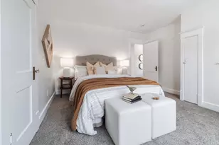 401 Rose Ave E, Saint Paul, MN 55130 - Photo 14