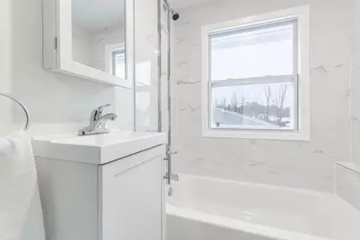 401 Rose Avenue E, Saint Paul, MN 55130 - Photo 12