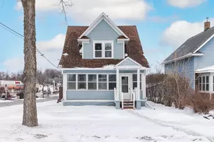 401 Rose Ave E, Saint Paul, MN 55130 - Photo 1