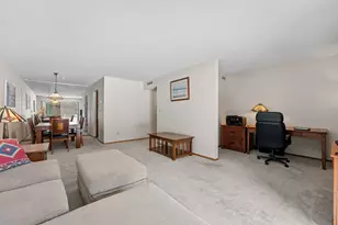 2220 Midland Grove Rd, Roseville, MN 55113 - Photo 8