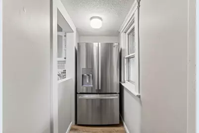 682 Fairview Avenue N, Saint Paul, MN 55104 - Photo 12