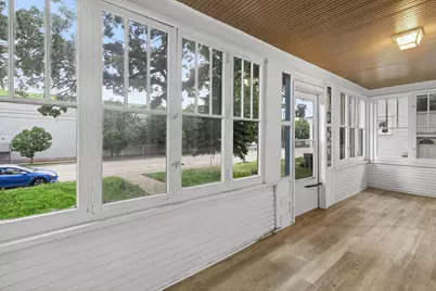 682 Fairview Avenue N, Saint Paul, MN 55104 - Photo 4