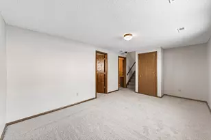 8562 S Maplebrook Cir, Brooklyn Park, MN 55445 - Photo 22