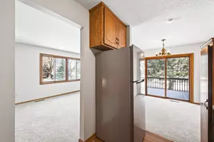 8562 S Maplebrook Cir, Brooklyn Park, MN 55445 - Photo 14