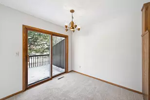 8562 S Maplebrook Cir, Brooklyn Park, MN 55445 - Photo 10