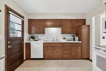 4600 Boone Avenue N, New Hope, MN 55428 - Photo 12