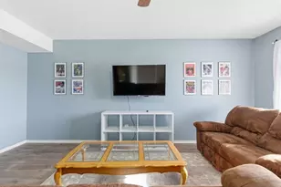 13732 Hemlock Ct, Apple Valley, MN 55124 - Photo 32