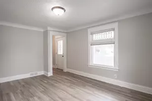 938 Cypress St, Saint Paul, MN 55106 - Photo 8