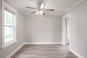 938 Cypress St, Saint Paul, MN 55106 - Photo 6