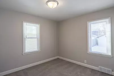 5247 Dupont Avenue N, Minneapolis, MN 55430 - Photo 8