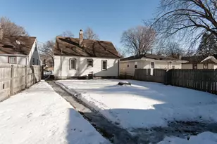 5247 Dupont Ave N, Minneapolis, MN 55430 - Photo 20