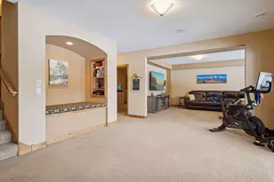 11033 Amen Cir NE, Blaine, MN 55449 - Photo 28