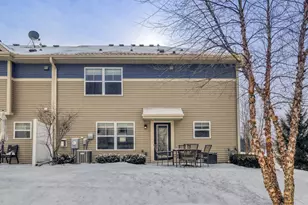 3304 Lakewood Trl, Woodbury, MN 55129 - Photo 20