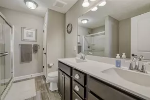 3304 Lakewood Trl, Woodbury, MN 55129 - Photo 14