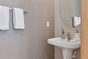 13847 54th Ave N, Plymouth, MN 55446 - Photo 6