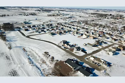 1017 E 3rd Avenue SE, Freeport, MN 56336 - Photo 4