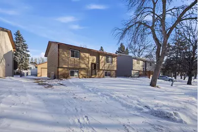 941 104th Avenue NW, Coon Rapids, MN 55433 - Photo 2