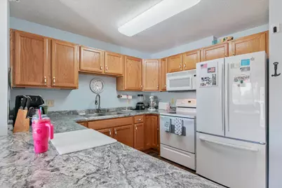 5650 Boone Avenue N #408, New Hope, MN 55428 - Photo 6