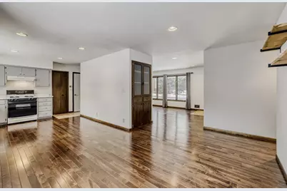 70 W Sandra Lee Drive, Saint Paul, MN 55119 - Photo 10