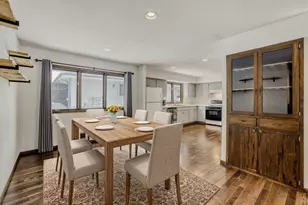 70 W Sandra Lee Dr, Saint Paul, MN 55119 - Photo 8