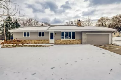 70 W Sandra Lee Drive, Saint Paul, MN 55119 - Photo 1