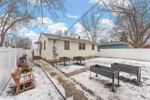 221 9th St S, South Saint Paul, MN 55075 - Photo 4