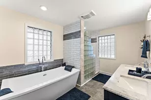 221 9th St S, South Saint Paul, MN 55075 - Photo 26