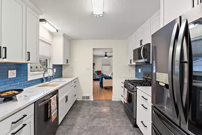 221 9th Street S, South Saint Paul, MN 55075 - Photo 12