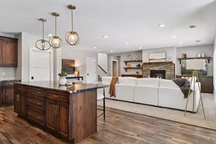 752 Summerbrooke Cir, Eagan, MN 55123 - Photo 48