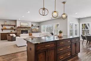 752 Summerbrooke Cir, Eagan, MN 55123 - Photo 46