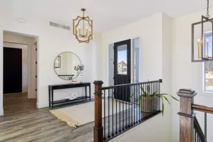 752 Summerbrooke Cir, Eagan, MN 55123 - Photo 2