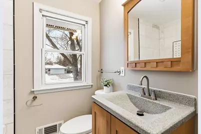 10833 Toledo Avenue S, Bloomington, MN 55437 - Photo 18