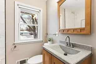 10833 Toledo Ave S, Bloomington, MN 55437 - Photo 18