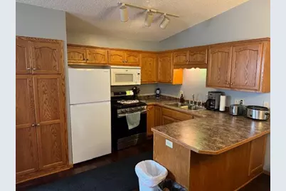 300 21st Avenue SW, Cambridge, MN 55008 - Photo 2