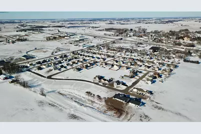 208 E 11th Street SE, Freeport, MN 56336 - Photo 1