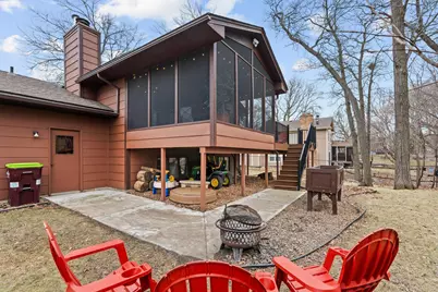 8560 Holland Avenue, Apple Valley, MN 55124 - Photo 10