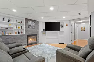 8560 Holland Ave, Apple Valley, MN 55124 - Photo 40