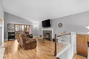 8560 Holland Ave, Apple Valley, MN 55124 - Photo 18