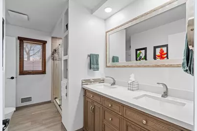 8560 Holland Avenue, Apple Valley, MN 55124 - Photo 36