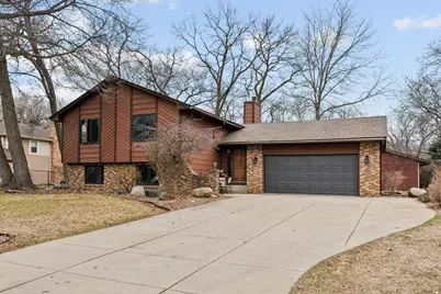 8560 Holland Avenue, Apple Valley, MN 55124 - Photo 6