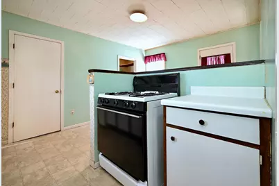 476 W Sanborn Street, Winona, MN 55987 - Photo 6