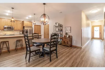 2056 Pratt Circle, Saint Peter, MN 56082 - Photo 10