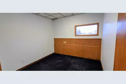 2304 S Broadway Street, Alexandria, MN 56308 - Photo 14