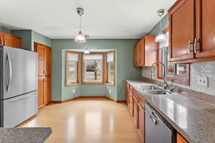 11483 Pheasant Ln N, Maple Grove, MN 55369 - Photo 4