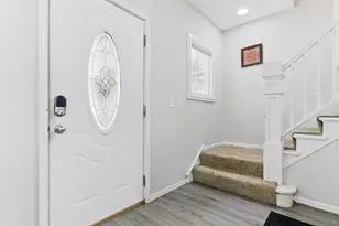 969 Carroll Ave, Saint Paul, MN 55104 - Photo 2