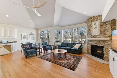 665 Waycliffe Drive N, Wayzata, MN 55391 - Photo 2