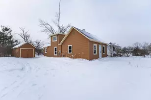 712 11 St NW, Bemidji, MN 56601 - Photo 2