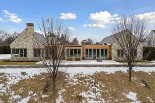 2505 E Lake Of The Isles Pkwy, Minneapolis, MN 55405 - Photo 10